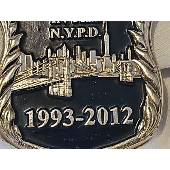 🔥 RARE NYPD Marine Corps Association Challenge Coin USMC (1993-2012) 🔥 - Picture 7 of 10